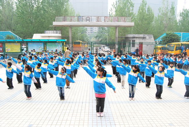 洛陽東方外國語學(xué)校小學(xué)部廣播操比賽