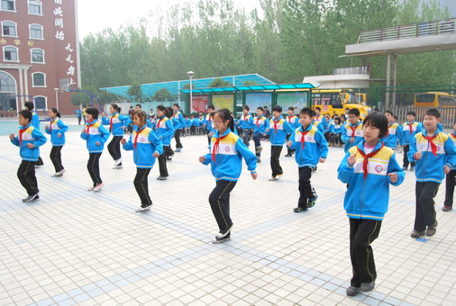 洛陽東方外國語學(xué)校小學(xué)部廣播操比賽