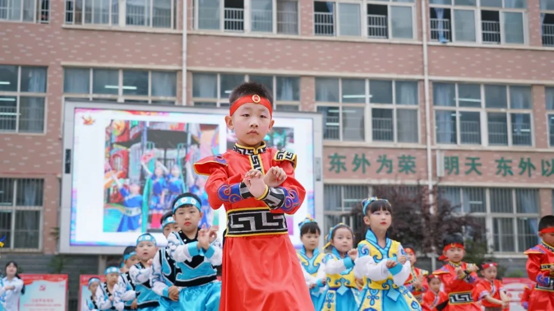 洛陽東方外國語幼兒園獻禮建黨一百年暨六一民族大聯(lián)歡活動